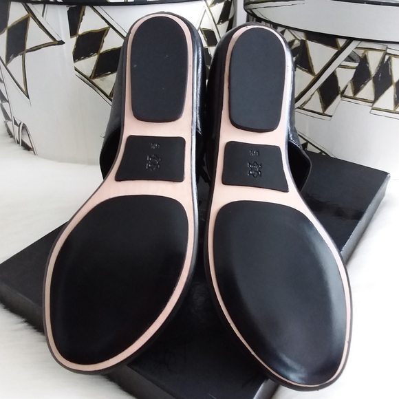 Dolce Vita 'Tahoe' Sandals - Picture 6 of 8